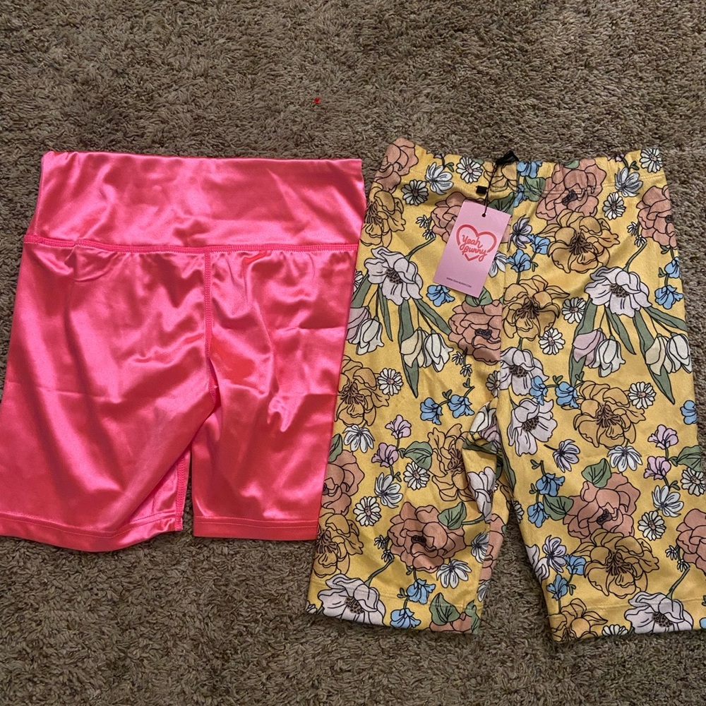 2 pairs of biker shorts ❤️